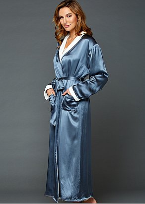 The Heavenly Spa Reversible Robe