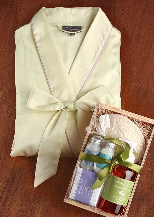 Sun Showers Cotton Robe with Spa Gift basket, All Natural Spa Gift